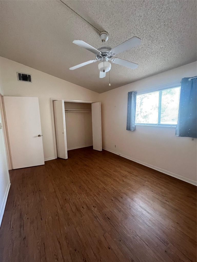 208 E 31st St - Photo 14