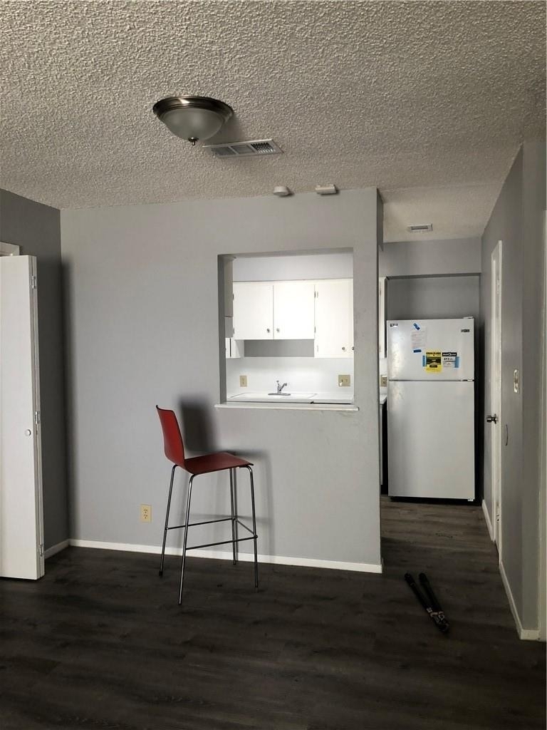 6502 S 1st St - Photo 6