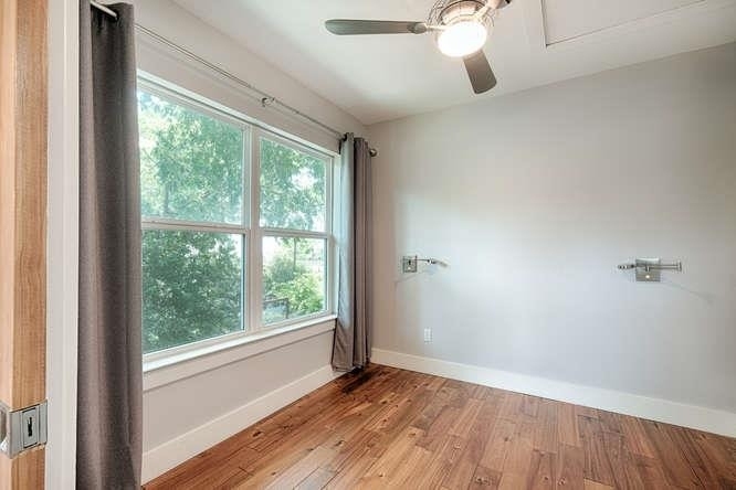 901 W Mary St - Photo 11