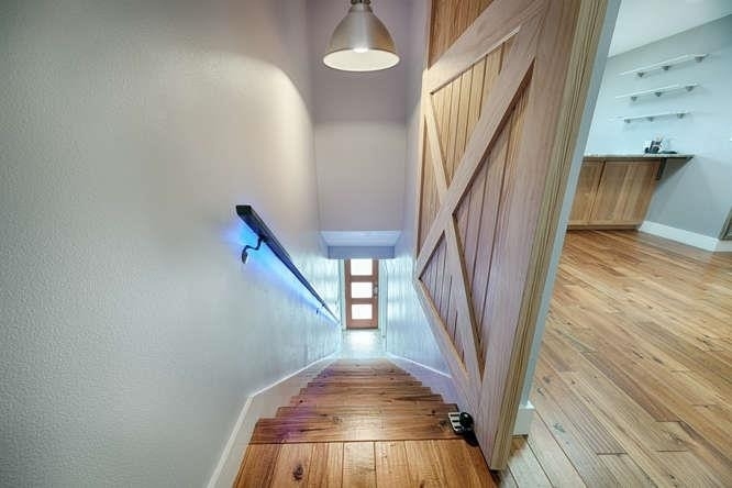 901 W Mary St - Photo 2