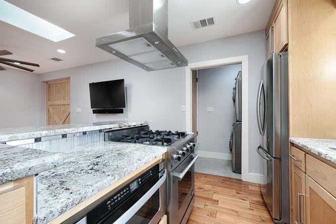 901 W Mary St - Photo 8
