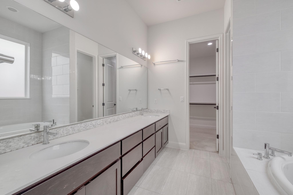 14921 Iveans Way - Photo 20