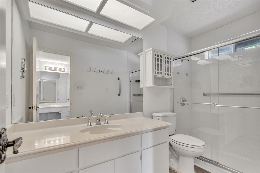 5704 Lands End St - Photo 17