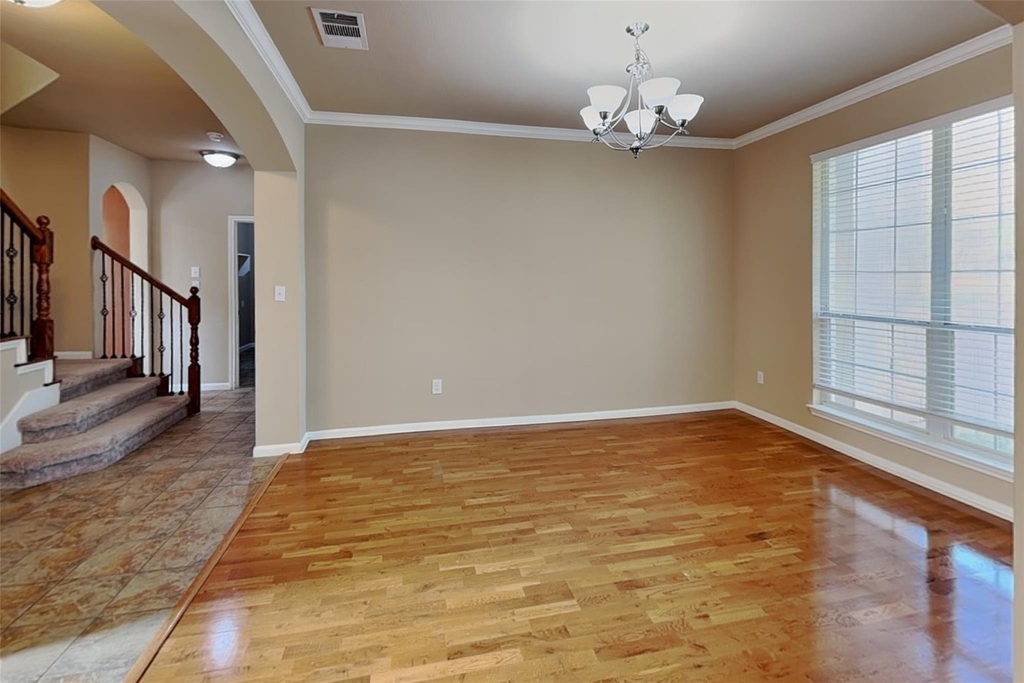 5301 Cypress Ranch Blvd - Photo 2