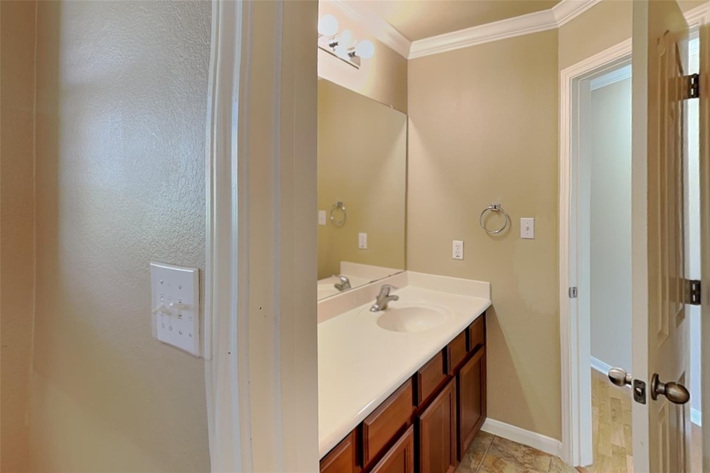 5301 Cypress Ranch Blvd - Photo 21