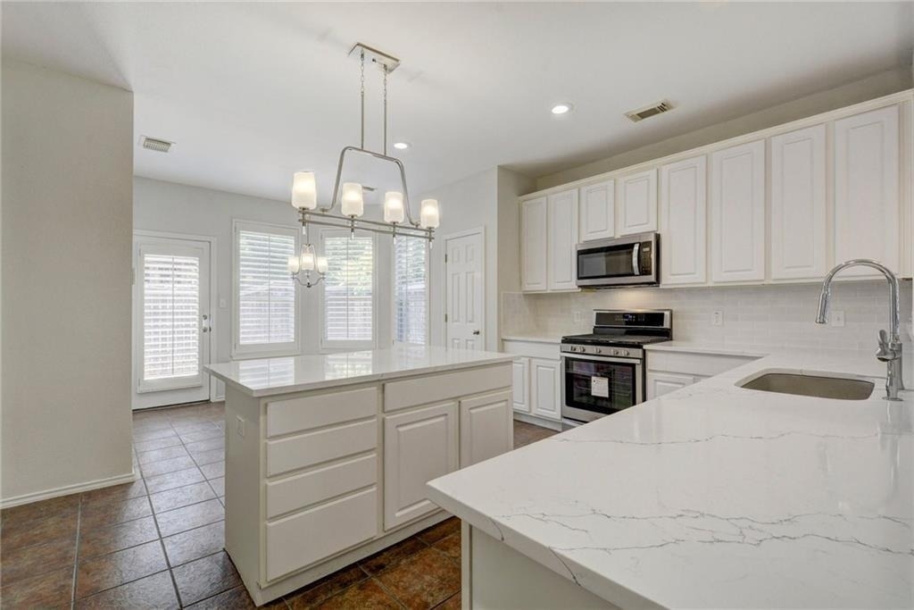 2614 Kinney Oaks Ct - Photo 11