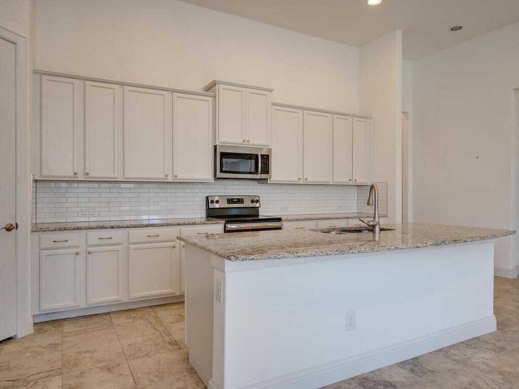 220 Oxbow Cv - Photo 9