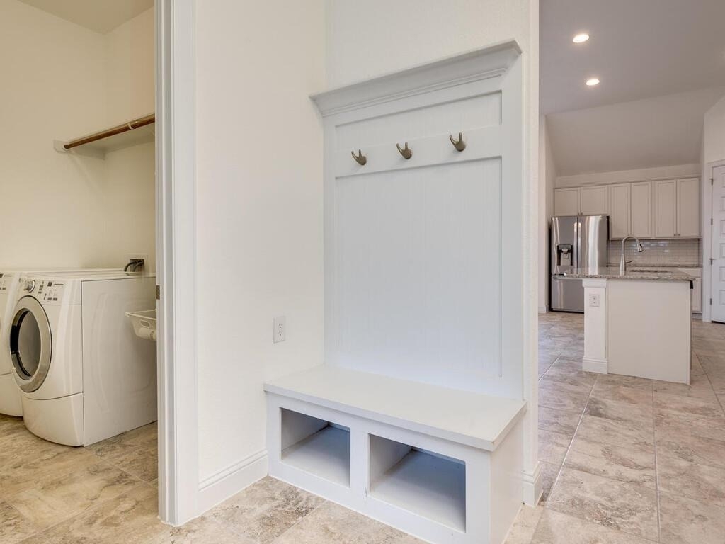 220 Oxbow Cv - Photo 28