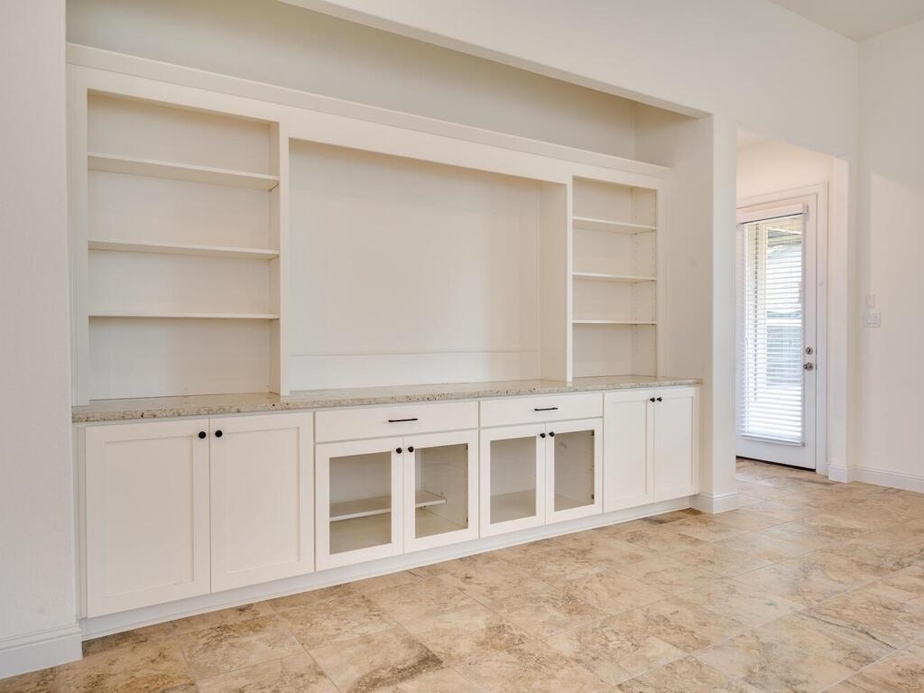 220 Oxbow Cv - Photo 14