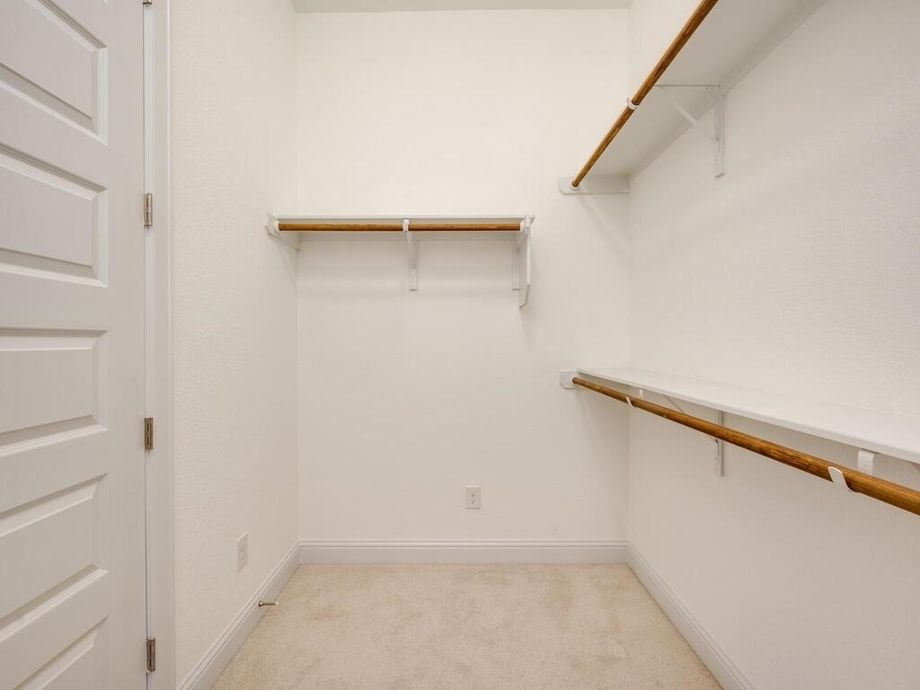 220 Oxbow Cv - Photo 24