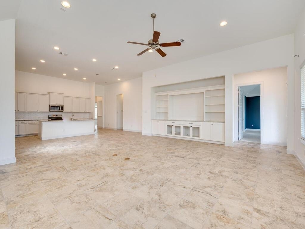 220 Oxbow Cv - Photo 17