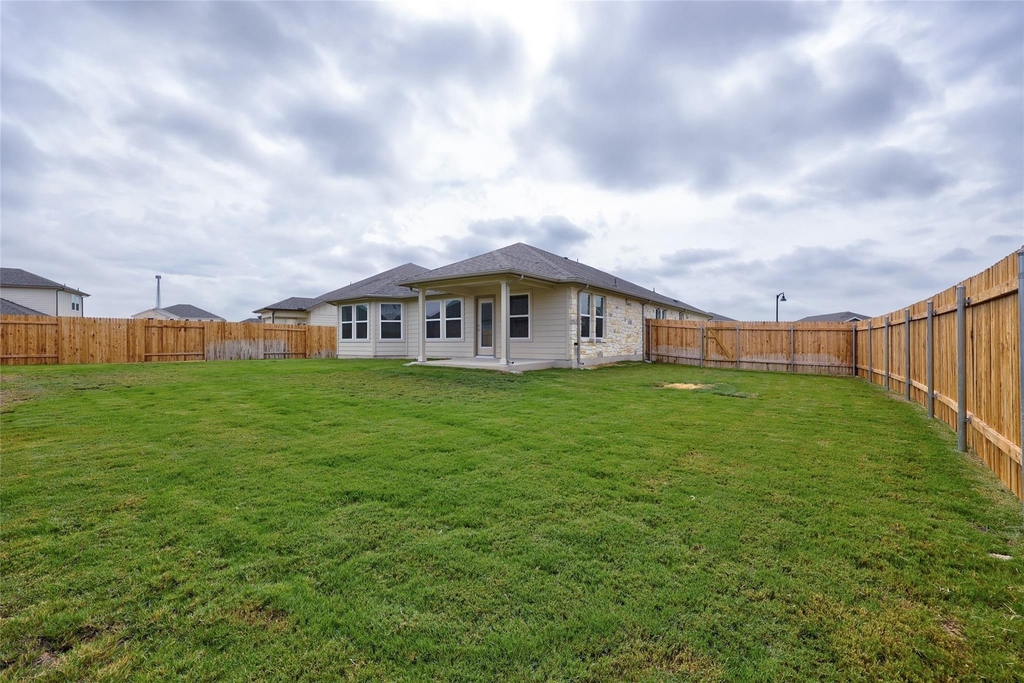 201 Fairmeadow Downs Dr - Photo 20