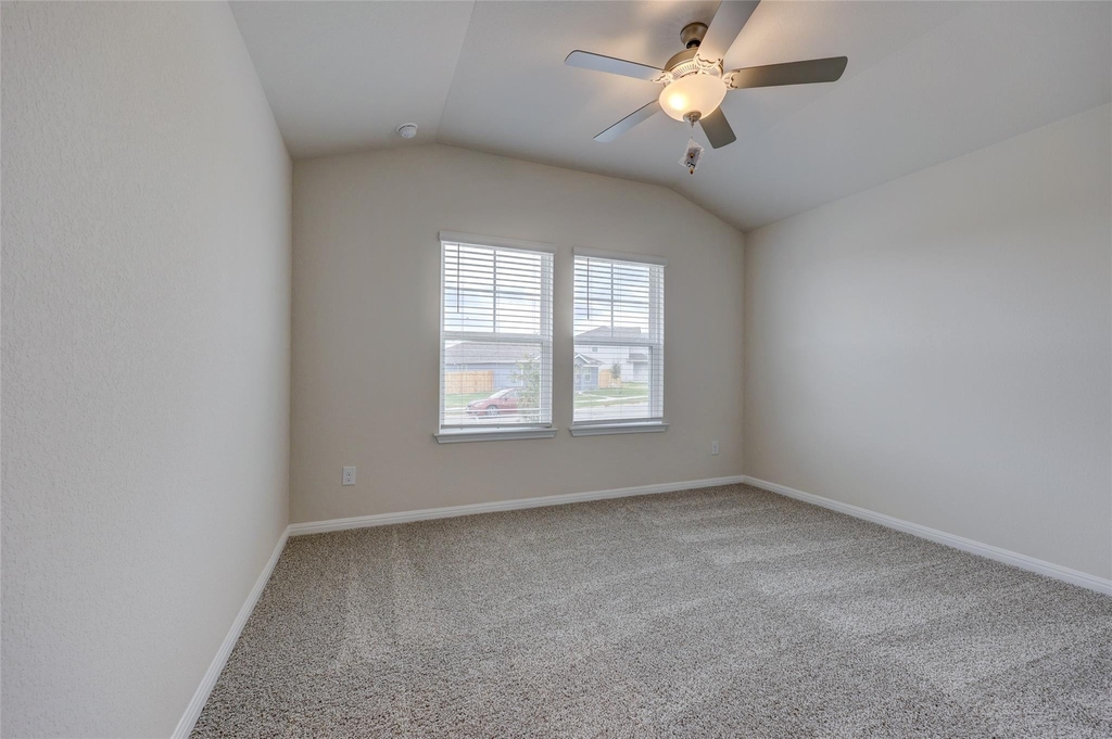 201 Fairmeadow Downs Dr - Photo 13