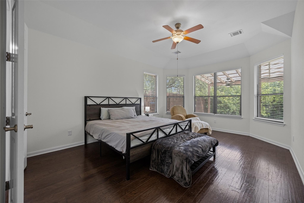 5524 Allamanda Dr - Photo 11