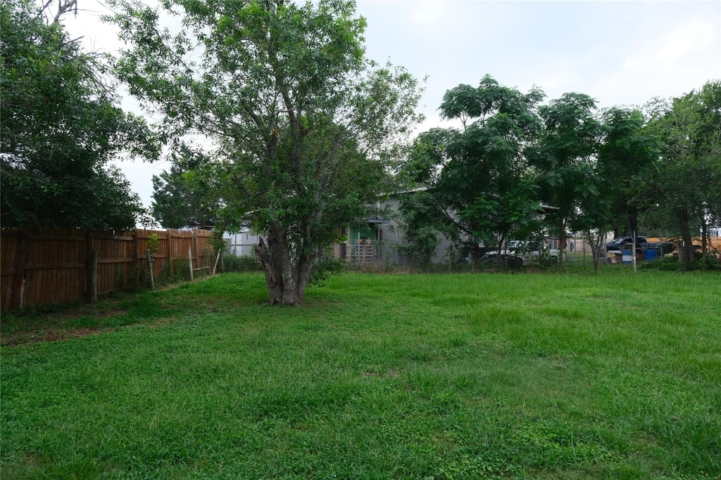 1778 Fm 1704 - Photo 16