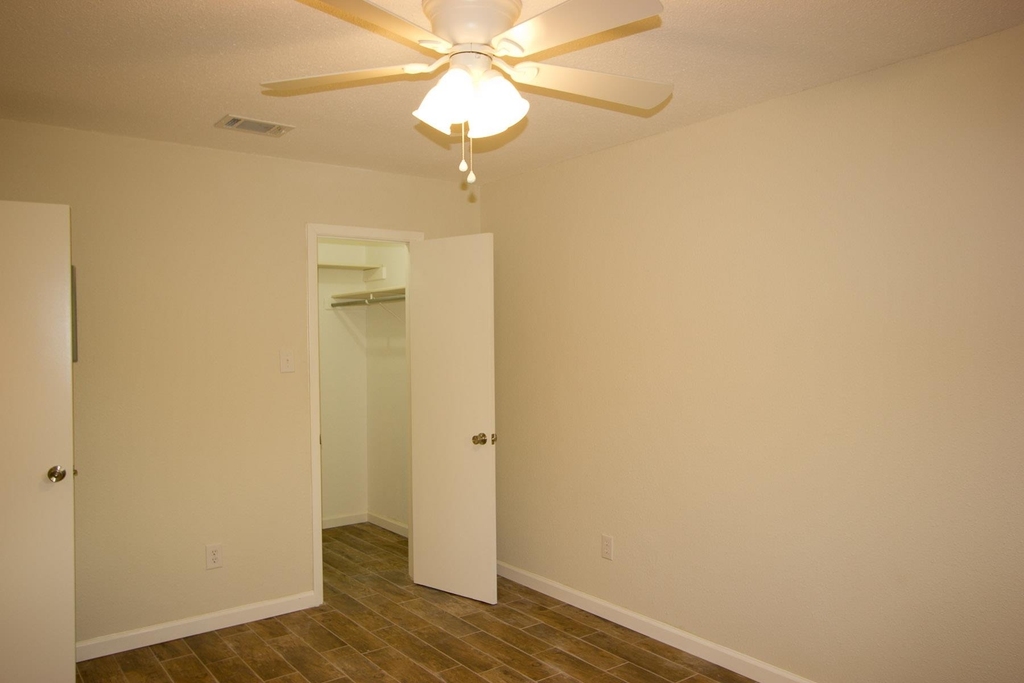 2100 E Stassney Ln - Photo 10