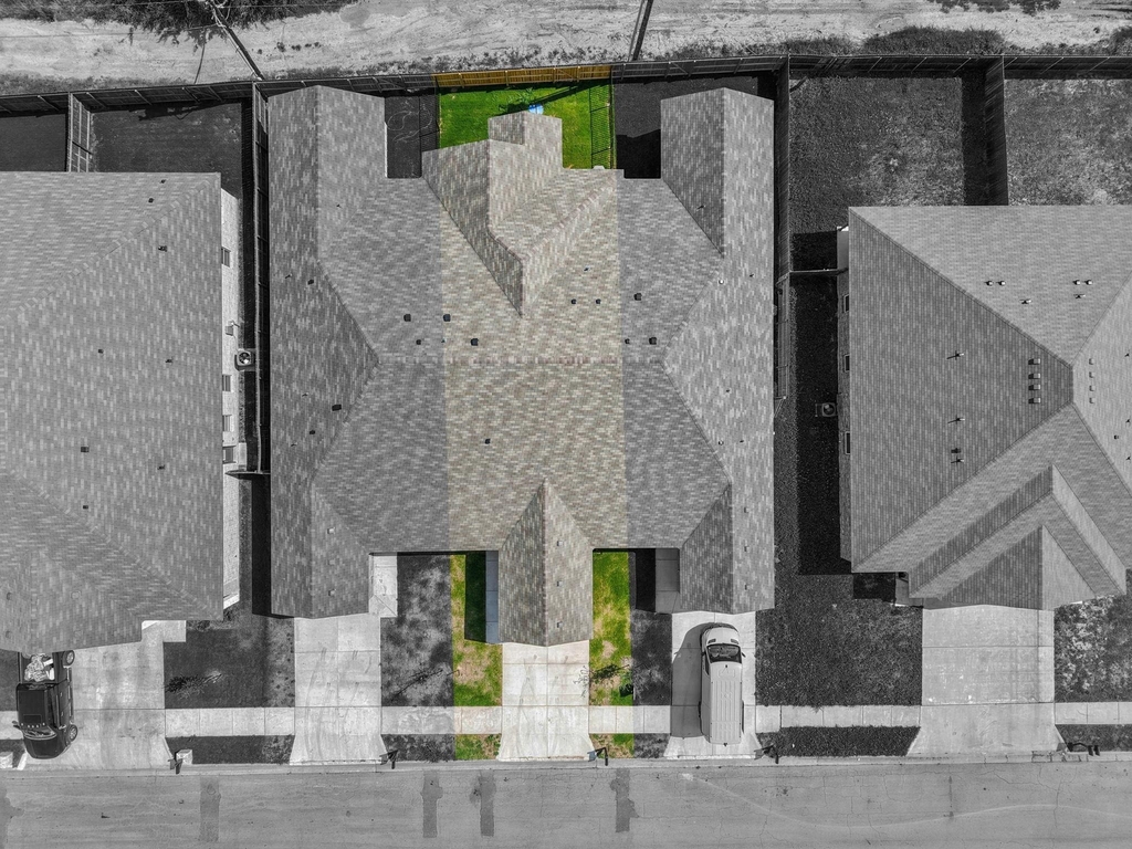 408 W Avenue C - Photo 32
