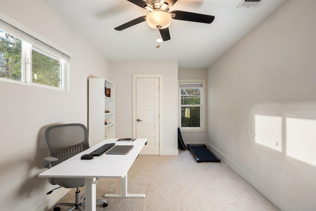 2702 Crest Ave - Photo 25