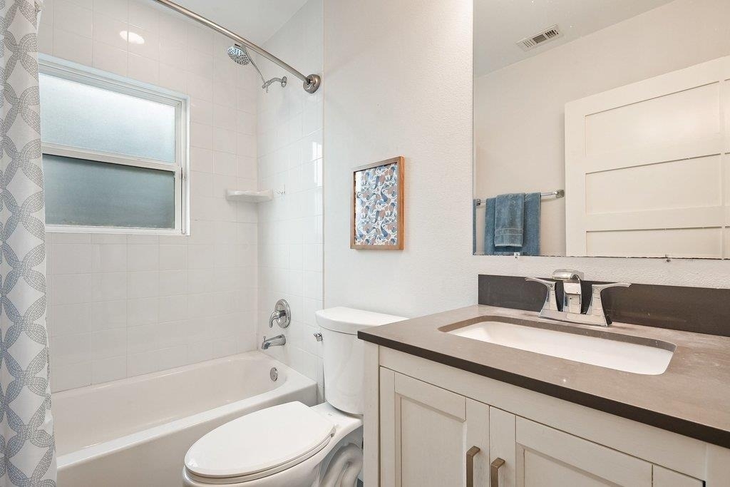 2702 Crest Ave - Photo 24