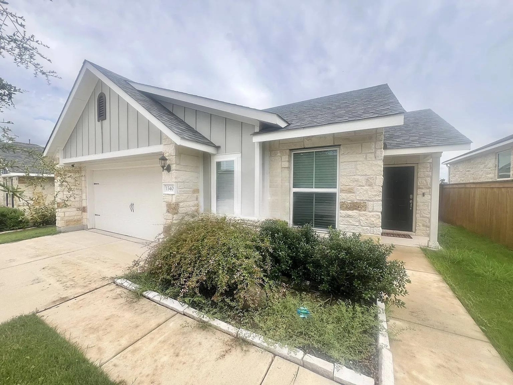 1340 Low Branch Ln - Photo 1