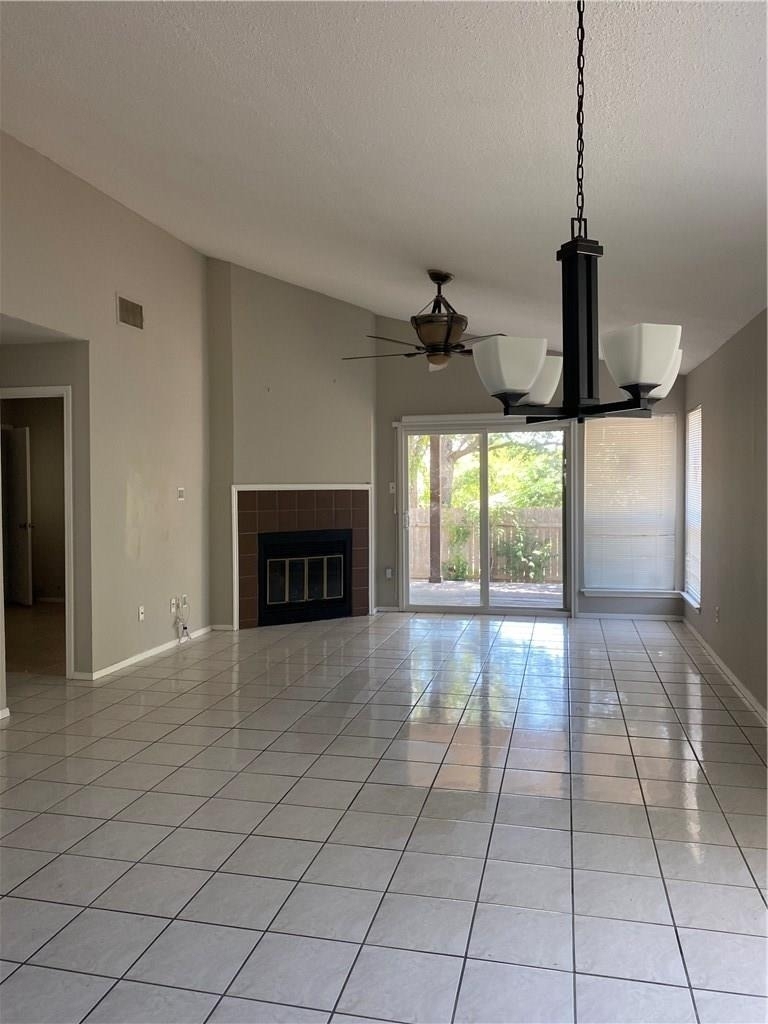 11915 Rosethorn Dr - Photo 2