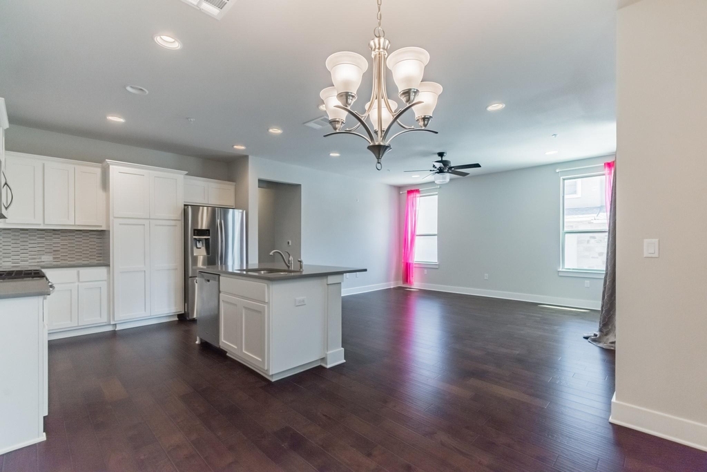 13800 Lyndhurst St - Photo 13
