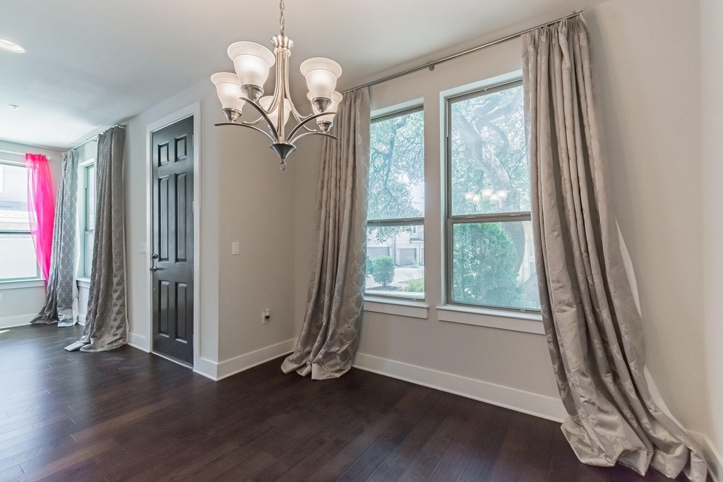 13800 Lyndhurst St - Photo 12