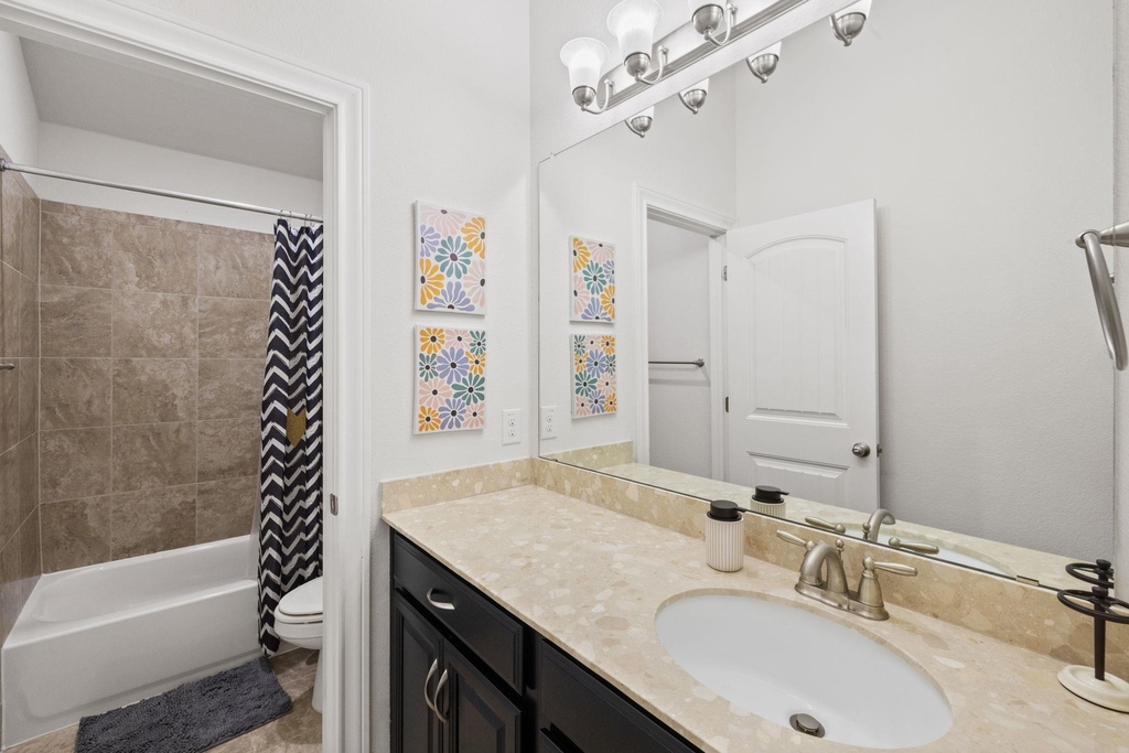 724 Pioneer Grv - Photo 29