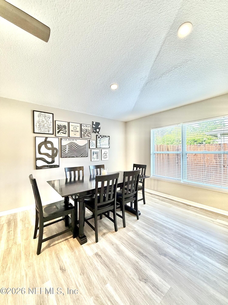 11110 Peerless Lane - Photo 14