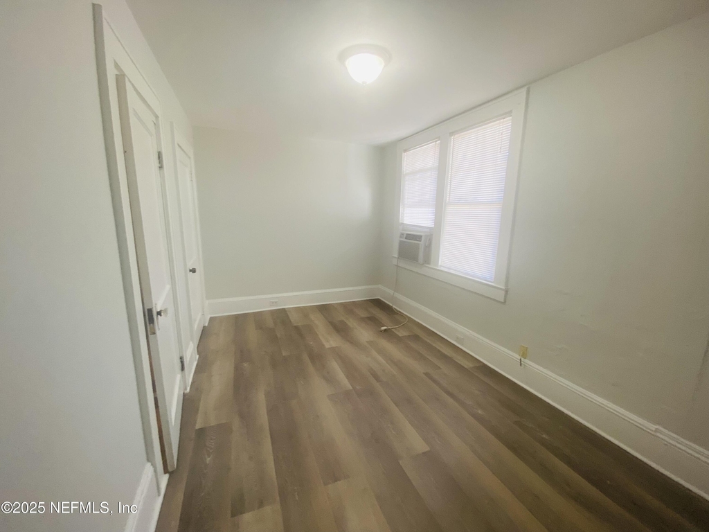 1653 Euclid Street - Photo 10