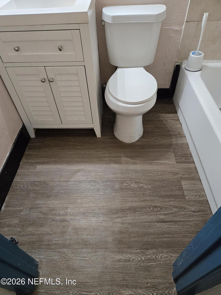 218 Spruce Street - Photo 5