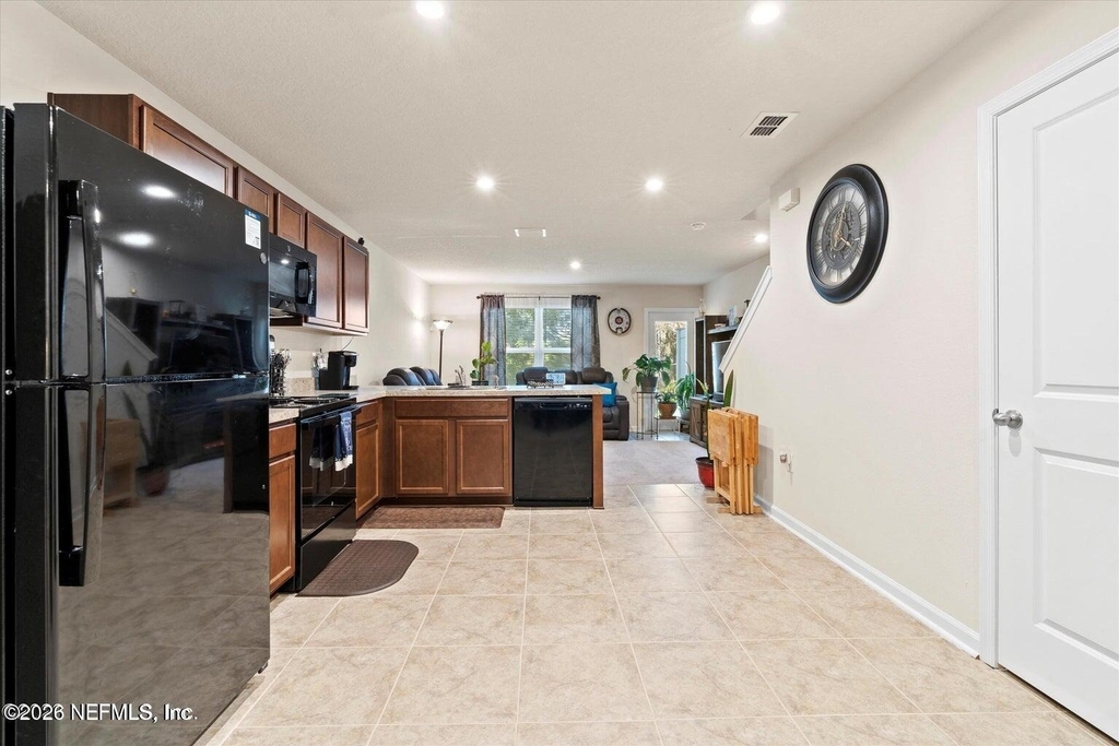 5893 Creekside Crossing Drive - Photo 4