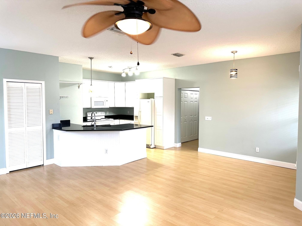 1723 Forest Lake Circle - Photo 6