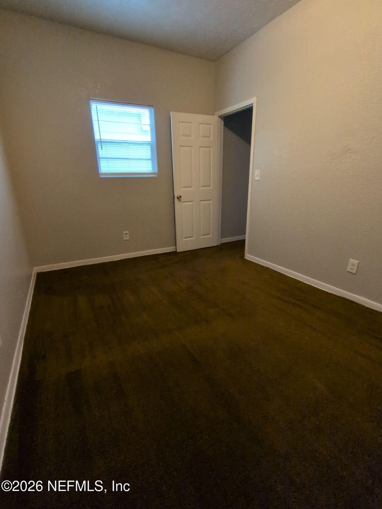 349 Phelps Street - Photo 11