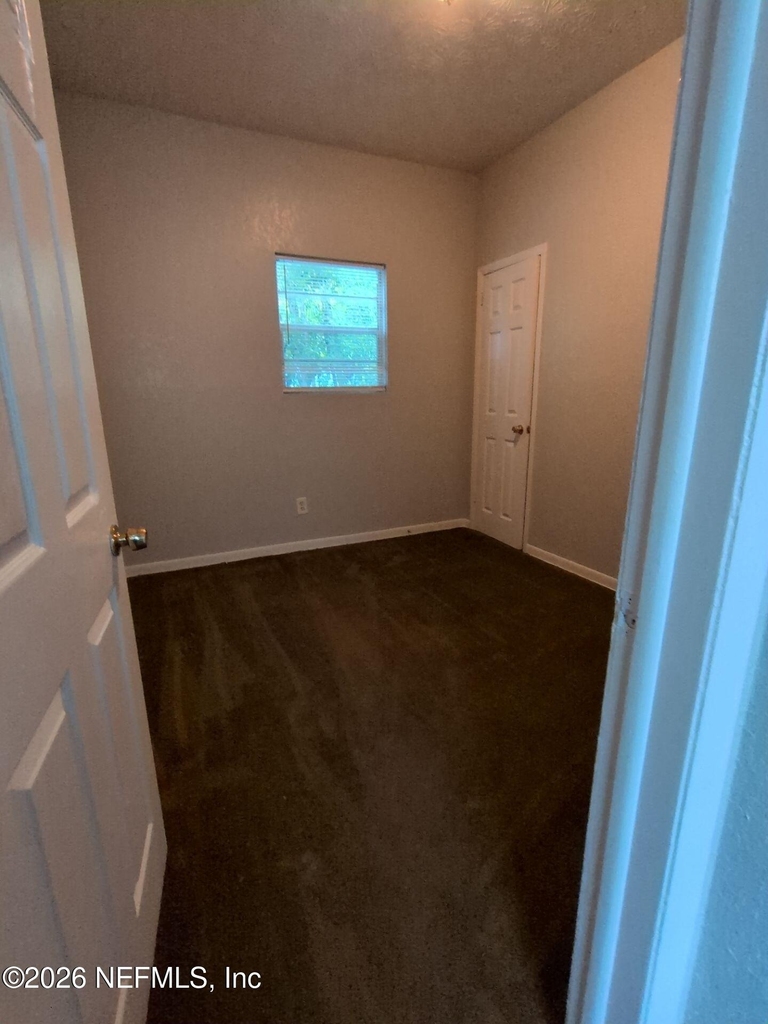 349 Phelps Street - Photo 7