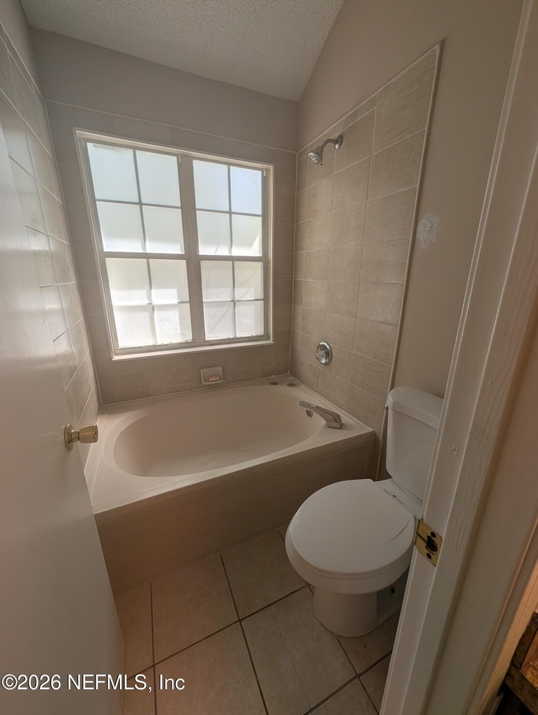 8175 Dunbarton Court - Photo 7