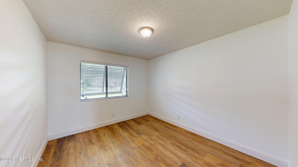 111 Lobelia Road - Photo 20