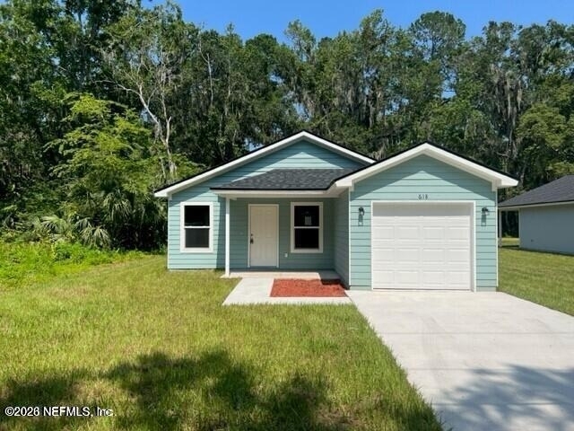 618 Hannah Street - Photo 0