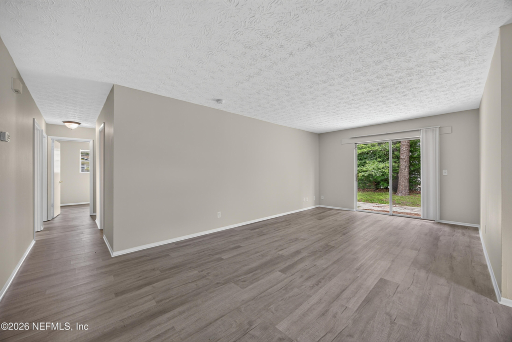 1083 Stokes Street - Photo 5