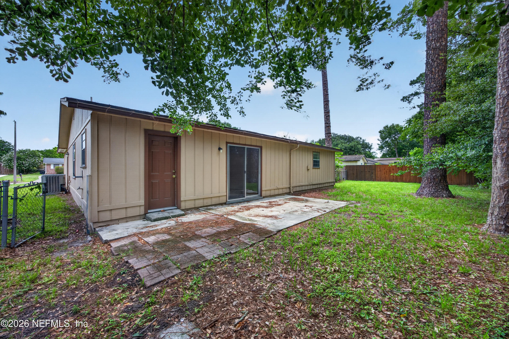 1083 Stokes Street - Photo 29