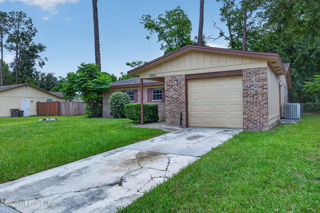 1083 Stokes Street - Photo 3
