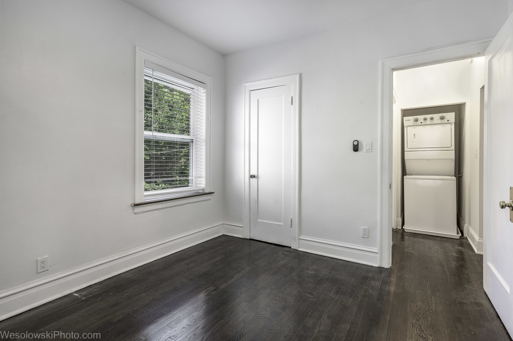 5459 S Ingleside Avenue - Photo 13
