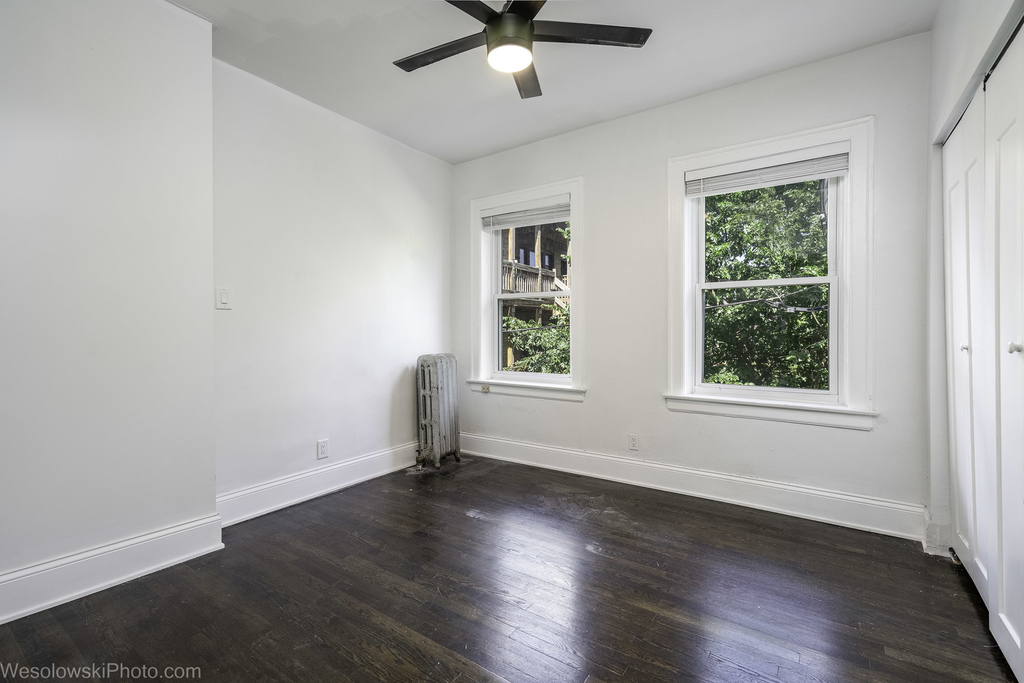 5459 S Ingleside Avenue - Photo 11