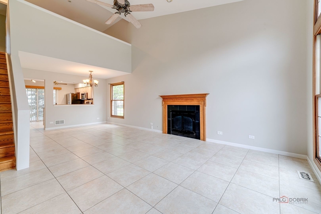 443 Orleans Avenue - Photo 1