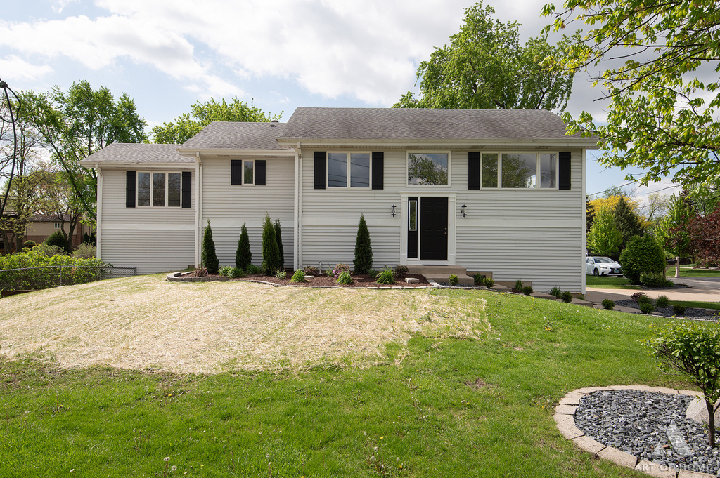 1170 Mccarthy Road - Photo 1