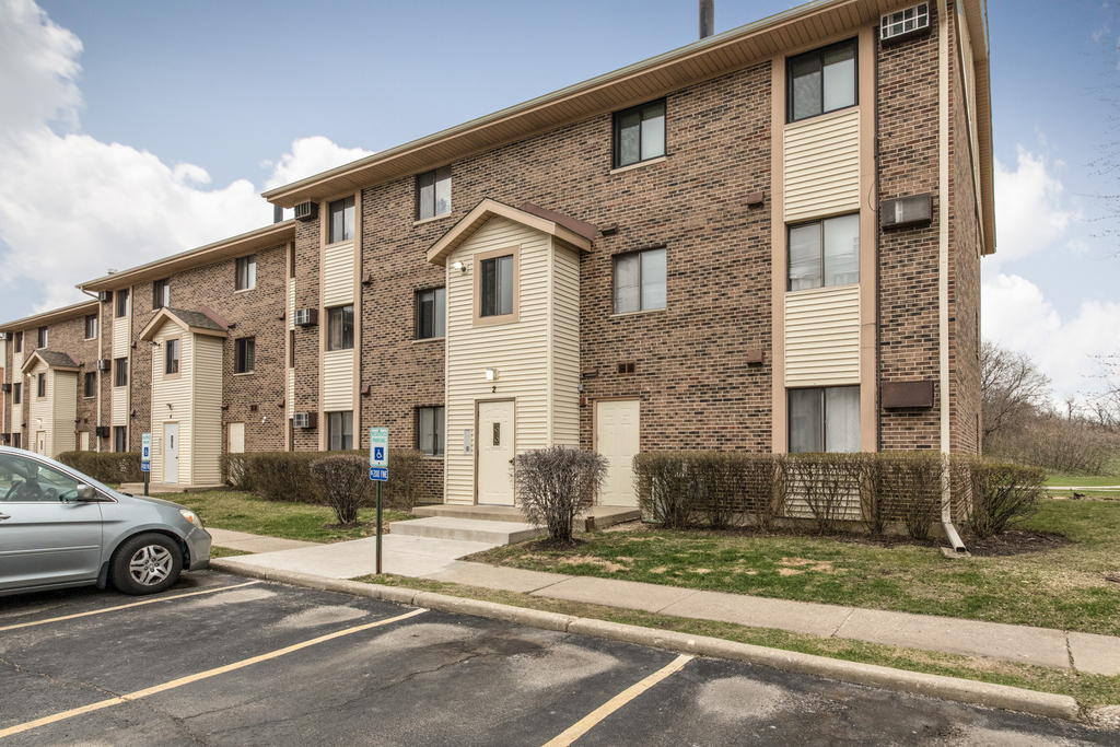 2 Echo Court - Photo 0