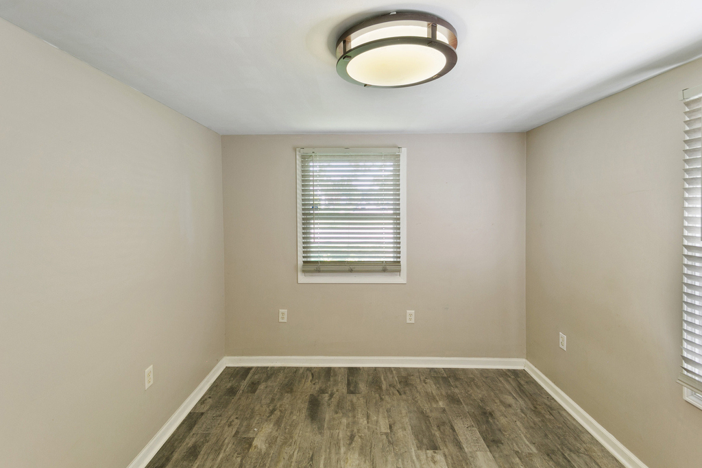 502 E High Street - Photo 7