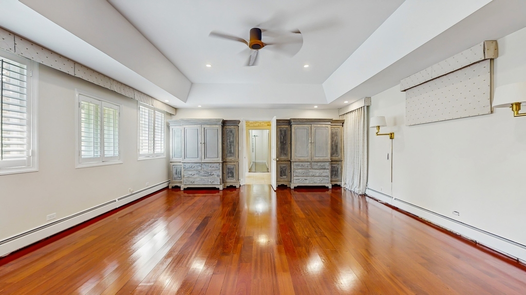 570 Hathaway Circle - Photo 16