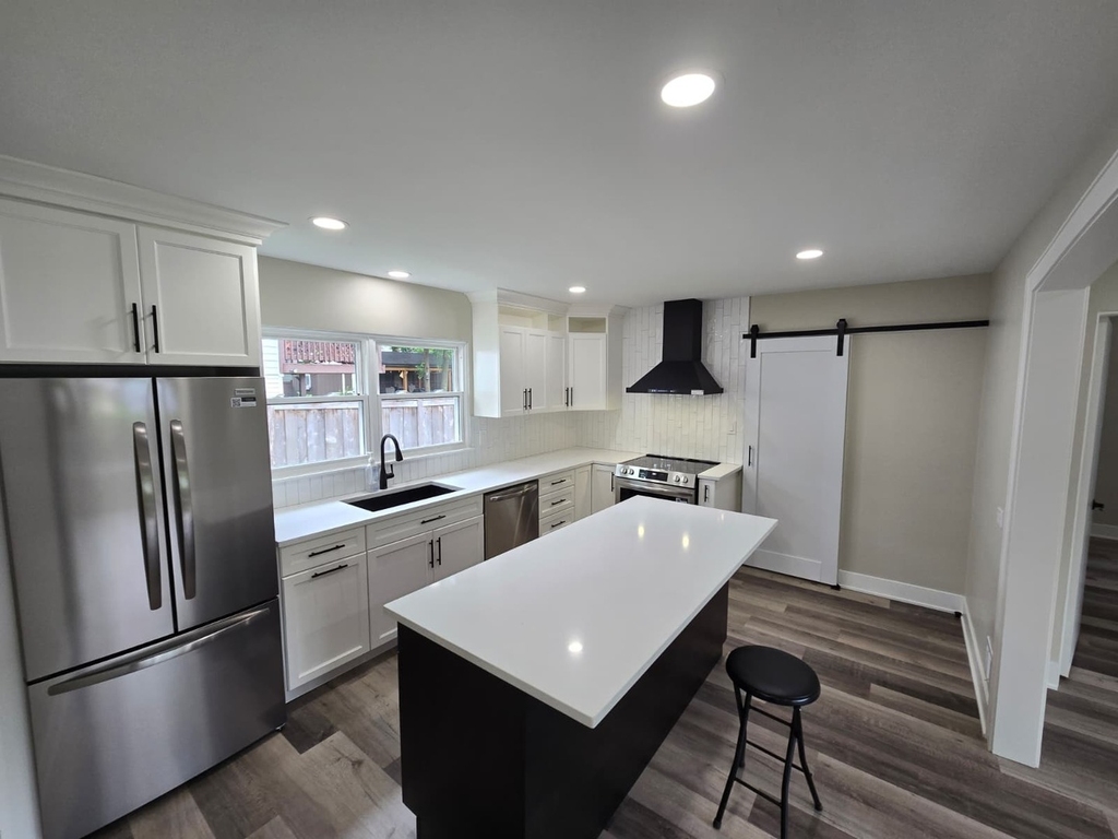 5522 Pershing Avenue - Photo 4