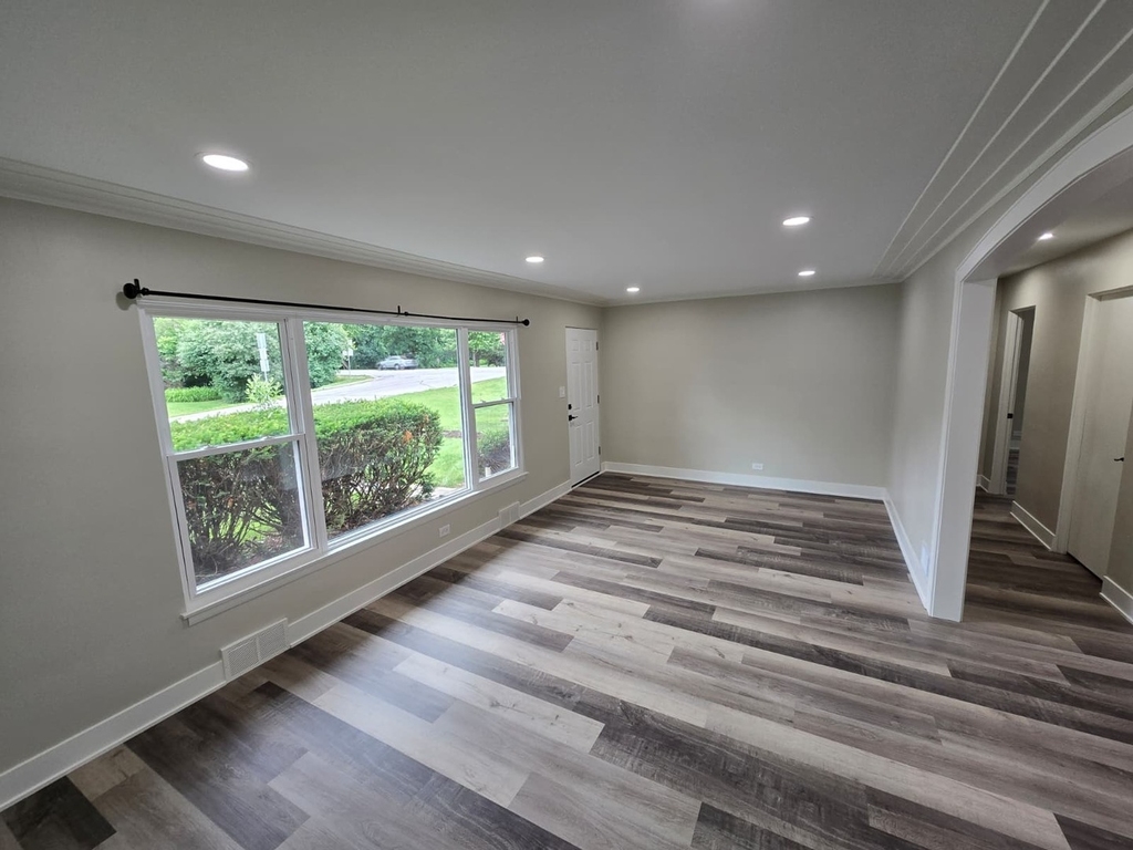 5522 Pershing Avenue - Photo 3